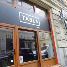 Tábla Budapest - Külső kép