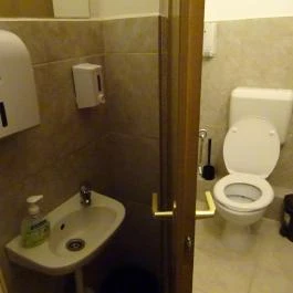 Tábla Budapest - Mosdó