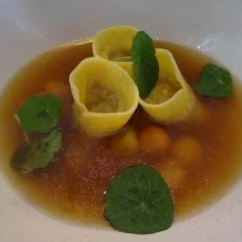 Táblás Bika Bisztró Budapest - Étel/ital