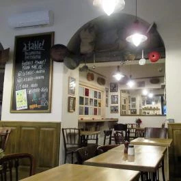 á table! - Akácfa utca Budapest - Belső