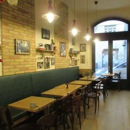 á table! - Akácfa utca Budapest - Belső