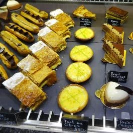 á table! - Arany János utca, Budapest - Étel/ital