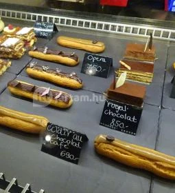 á table! - Böszörményi út