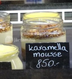 á table! - Böszörményi út