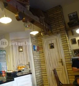 á table! - Böszörményi út