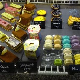 á table! - Madách tér Budapest - Étel/ital