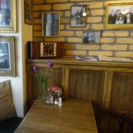 á table! - Madách tér Budapest - Belső