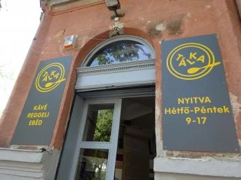 Tálka Budapest