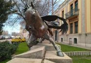 Táltos-szobor Budapest