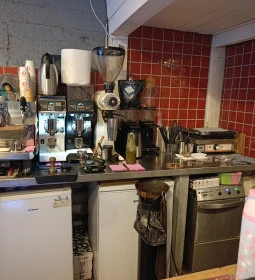 Tamp & Pull Espresso & Brew Bar
