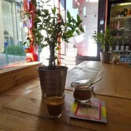 Tamp & Pull Espresso & Brew Bar Budapest - Belső