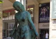 Táncosnő-szobor Budapest