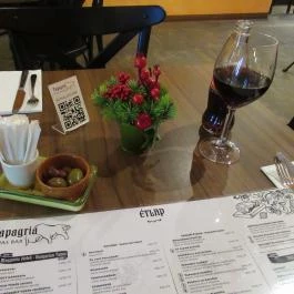 Tapagria, Budapest - Egyéb