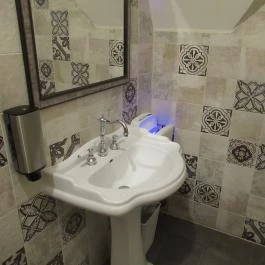 Tapagria, Budapest - Egyéb