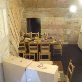 Tasting Table Budapest - Belső