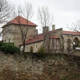 Tatai vár Tata - Egyéb