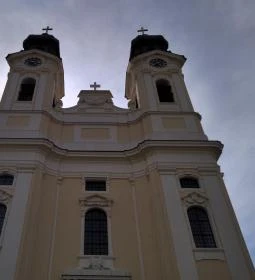 Tatai Szent Kereszt felmagasztalása katolikus templom