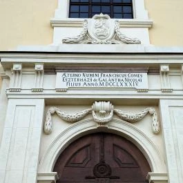 Tatai Szent Kereszt felmagasztalása katolikus templom Tata - Egyéb