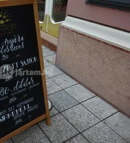 Teátrum Café & Bistro