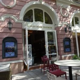 Teátrum Café & Bistro Budapest - Külső kép