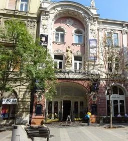 Teátrum Café & Bistro