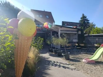 Teátrum Pizzabár Szentendre