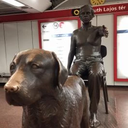 Teiresziász szobor - látássérült & kutyája Budapest - Egyéb