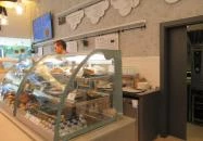 Tejmadár - Westend Budapest