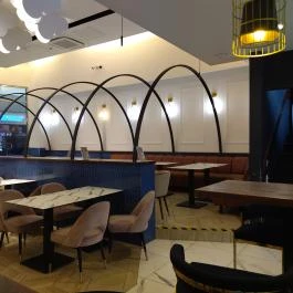 Tejmadár - Westend Budapest - Belső