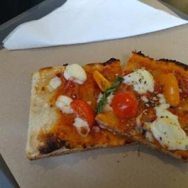 Tepsis Budapest - Étel/ital