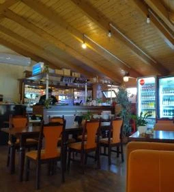 Texas Étterem & Pizzéria