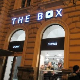 The Box Donut Budapest - Külső kép