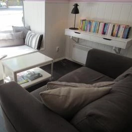 The Donut Library - Karinthy Frigyes út, Budapest - Belső