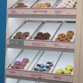 The Donut Library - Karinthy Frigyes út, Budapest - Belső