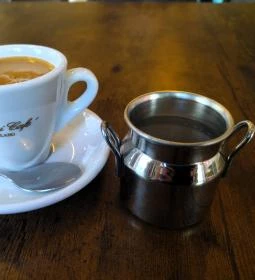 The Grind Corner Cafe & Lounge