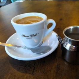 The Grind Corner Cafe & Lounge Budapest - Étel/ital