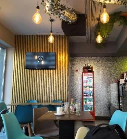 The Grind Corner Cafe & Lounge