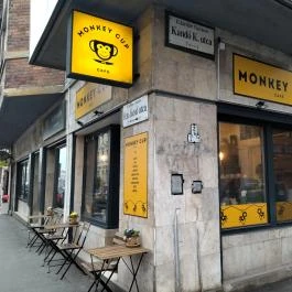 The Monkey Cup Budapest - Külső kép