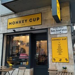 The Monkey Cup Budapest - Külső kép