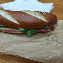 The Monkey Cup Budapest - Étel/ital