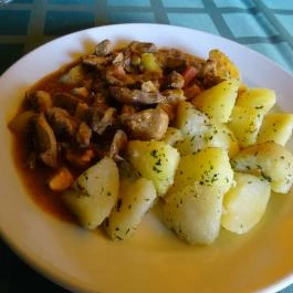 Thököly Vendéglő Budapest - Étel/ital