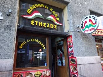 Namgyal Momo Tibeti Étkezde & Teázó Budapest