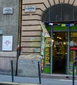 Namgyal Momo Tibeti Étkezde & Teázó