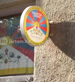 Namgyal Momo Tibeti Étkezde & Teázó