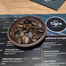 Tigre Budapest - Étel/ital