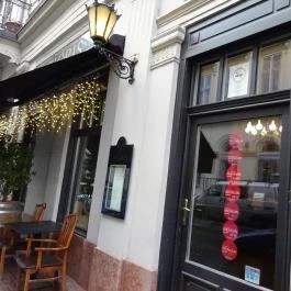 Tigris Étterem & Borbár, Budapest - Külső kép