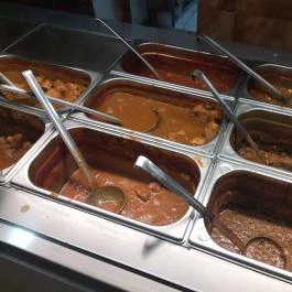 Tinu's Indiai Gyorsétterem Budapest - Étel/ital