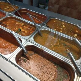 Tinu's Indiai Gyorsétterem Budapest - Étel/ital