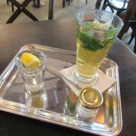 TLV Eatery, Budapest - Étel/ital