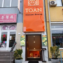 Toán Vietnámi Étterem Budapest - Külső kép